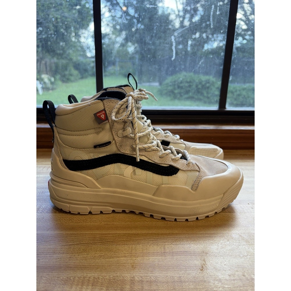 vans ultrarange exo hi gore-tex mte-2 marshmallow women's 7.5 men's 6